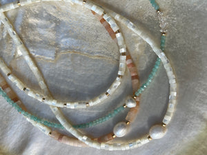 Island necklace - Mother of Pearl & freshwater pearl