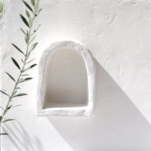 Arch wall altar