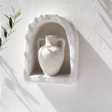 Arch wall altar